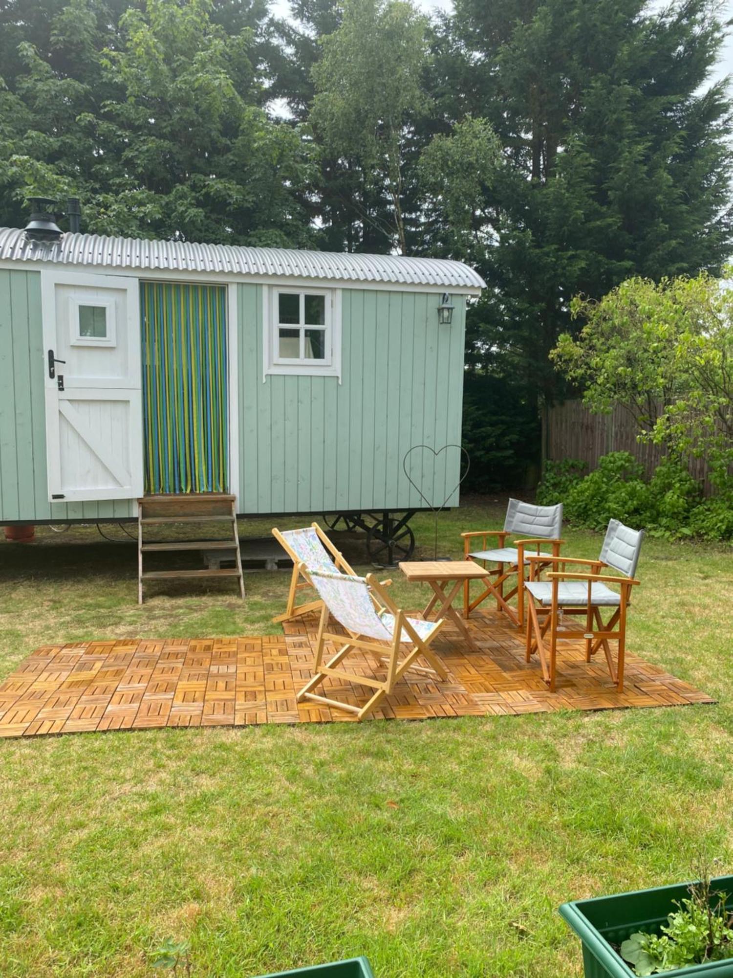 Jasmine The Shepherd Hut Woodhall Spa Dış mekan fotoğraf